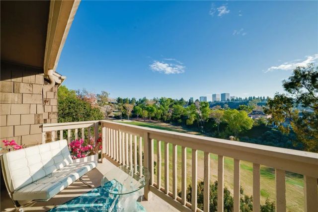 67 Sea Island Drive, Newport Beach, CA 92660