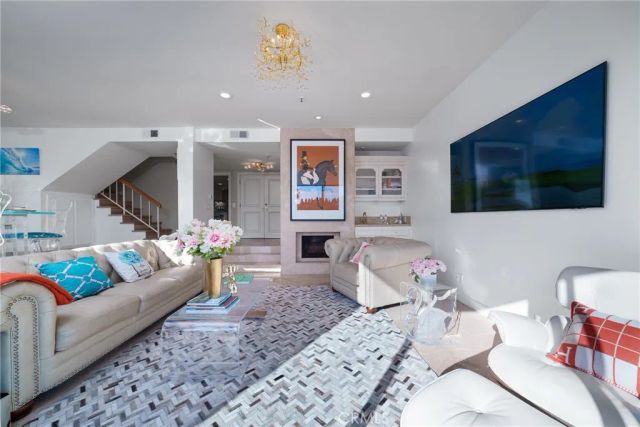67 Sea Island Drive, Newport Beach, CA 92660