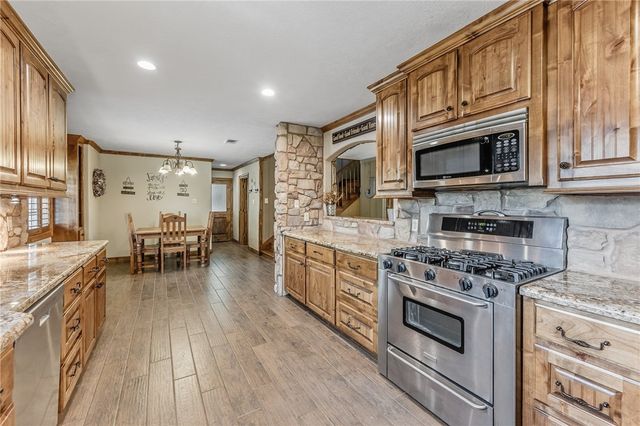 1100 Broadmoor Drive, Bryan, TX 77802