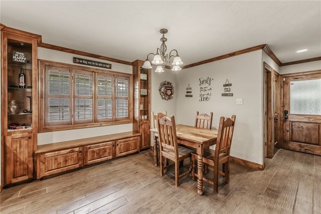 1100 Broadmoor Drive, Bryan, TX 77802