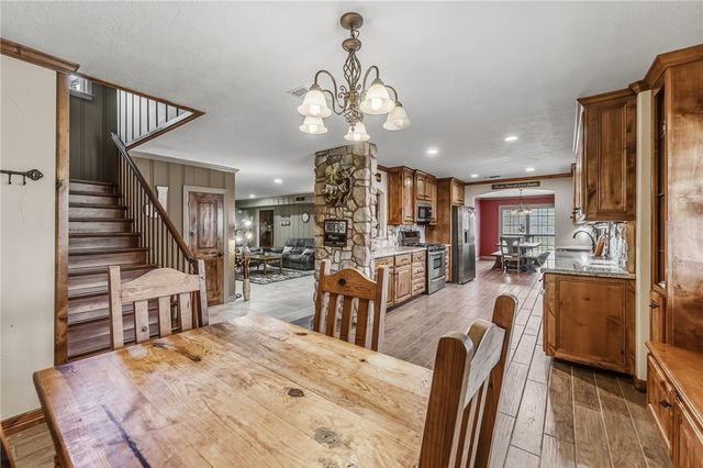 1100 Broadmoor Drive, Bryan, TX 77802