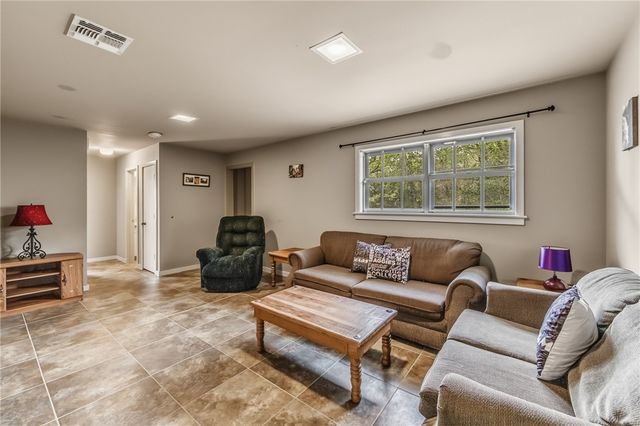 1100 Broadmoor Drive, Bryan, TX 77802