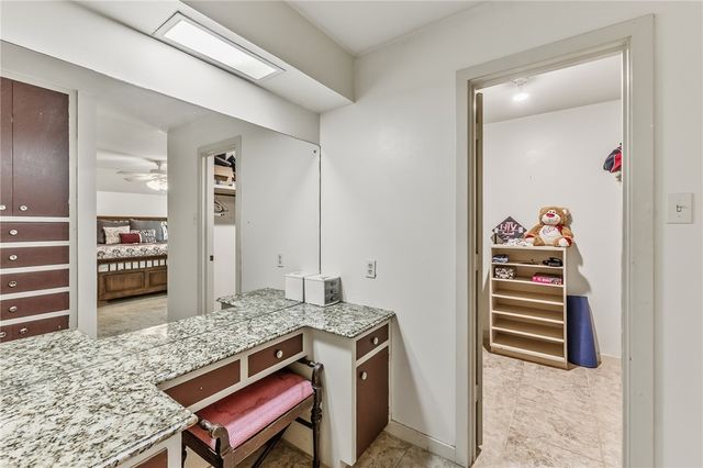 1100 Broadmoor Drive, Bryan, TX 77802