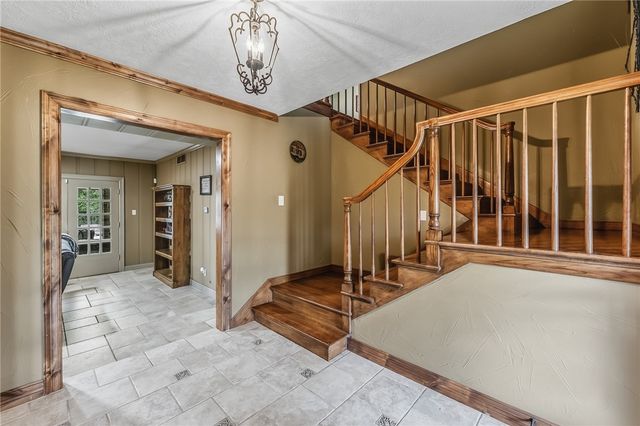 1100 Broadmoor Drive, Bryan, TX 77802