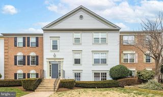 9210 CASPIAN WAY #201, Manassas, VA 20110