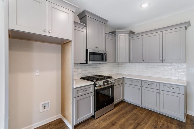 185 VALLEYVIEW LN, Oakland, TN 38060