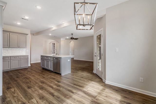 185 VALLEYVIEW LN, Oakland, TN 38060