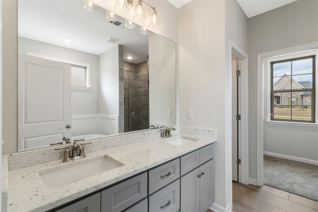 185 VALLEYVIEW LN, Oakland, TN 38060