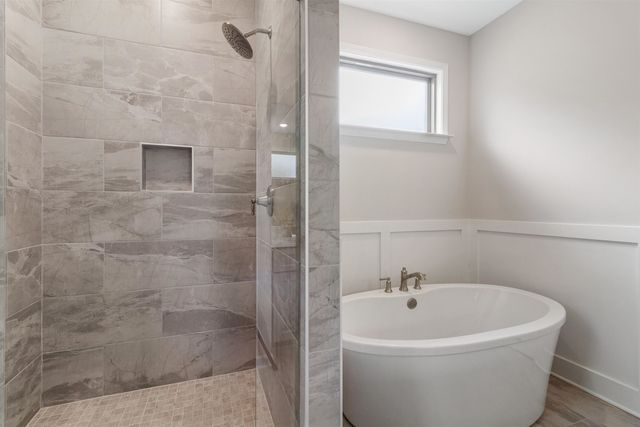 185 VALLEYVIEW LN, Oakland, TN 38060