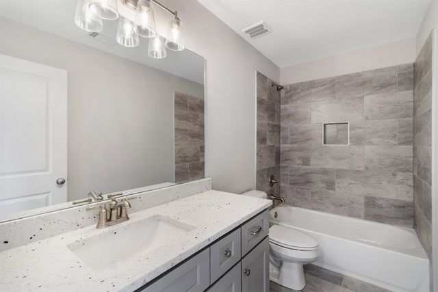 185 VALLEYVIEW LN, Oakland, TN 38060