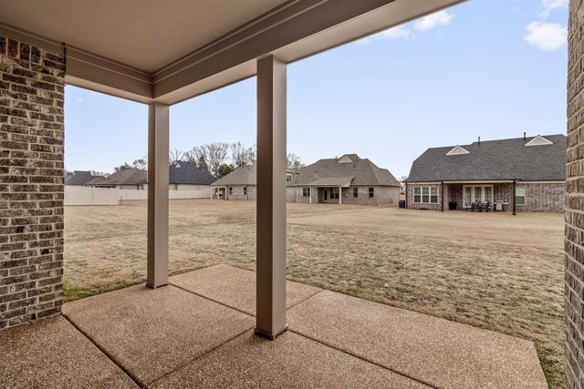 185 VALLEYVIEW LN, Oakland, TN 38060