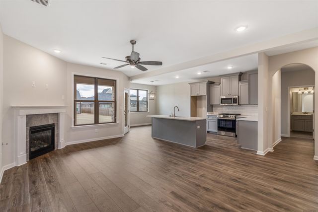 185 VALLEYVIEW LN, Oakland, TN 38060