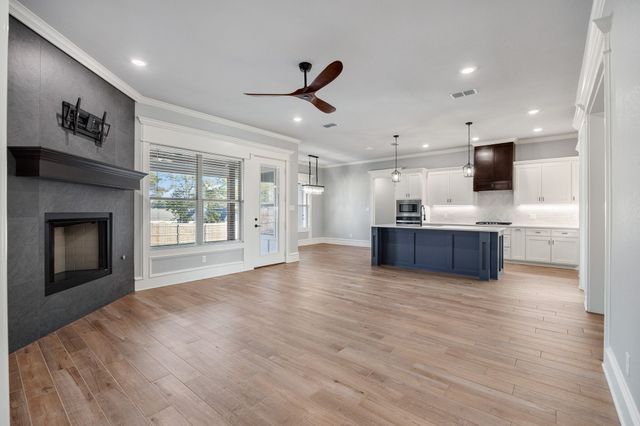 14662 Woodland Creek, Tyler, TX 75706