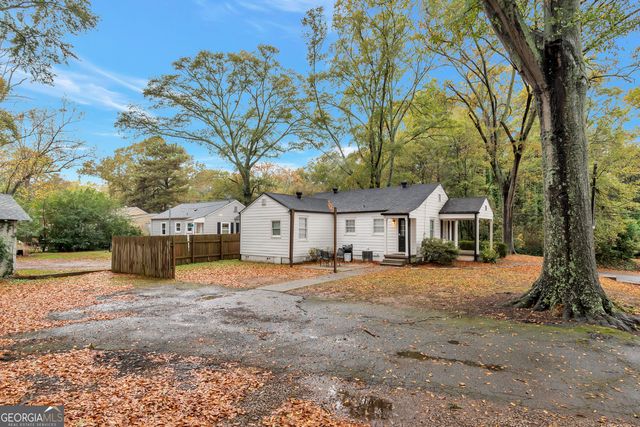 94 Cochran Road, Marietta, GA 30060