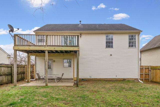 125 Sumner Meadows Ln, Hendersonville, TN 37075