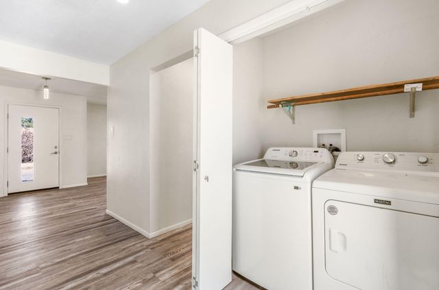 1000 Calle De Celina NW, Corrales, NM 87048