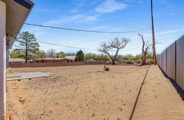 1000 Calle De Celina NW, Corrales, NM 87048