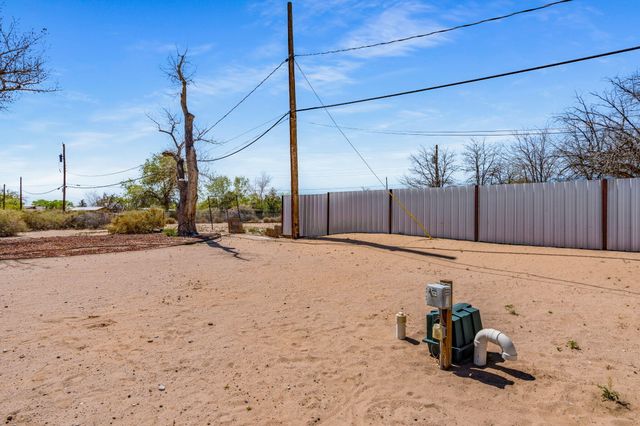 1000 Calle De Celina NW, Corrales, NM 87048