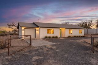 1000 Calle De Celina NW, Corrales, NM 87048