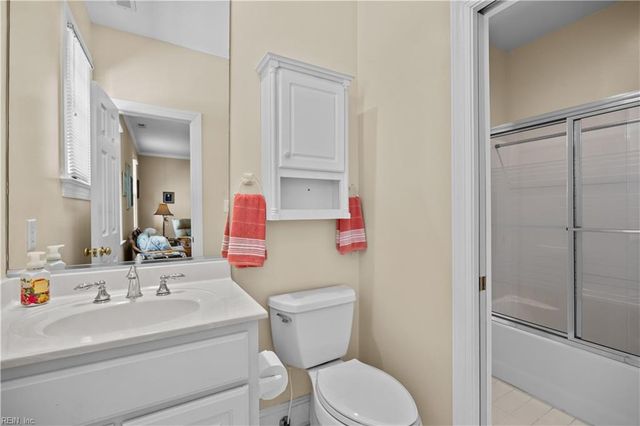 44 Bay Front PL, Hampton, VA 23664