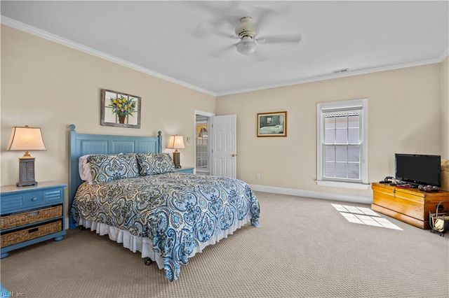 44 Bay Front PL, Hampton, VA 23664