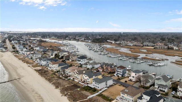 44 Bay Front PL, Hampton, VA 23664