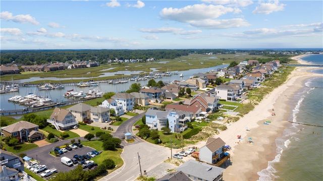 44 Bay Front PL, Hampton, VA 23664