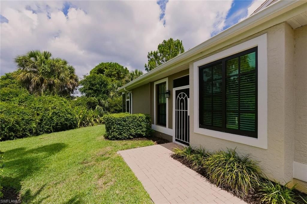 7685 Meadow Lakes DR 1301, NAPLES, FL 34104 — photo 3