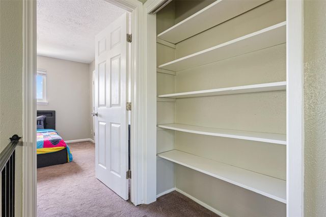 3808 Laura Leigh Drive, Friendswood, TX 77546