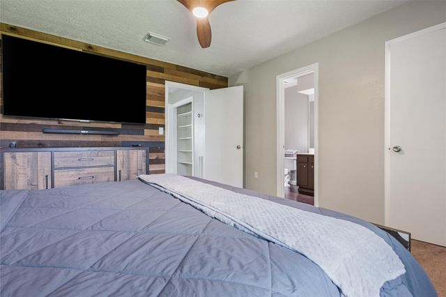 3808 Laura Leigh Drive, Friendswood, TX 77546
