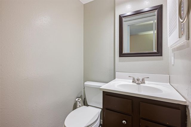 3808 Laura Leigh Drive, Friendswood, TX 77546