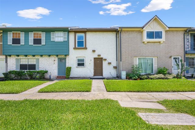 3808 Laura Leigh Drive, Friendswood, TX 77546