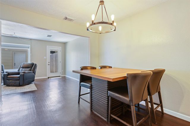 3808 Laura Leigh Drive, Friendswood, TX 77546