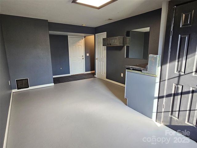 311 N Meadow Drive, Morganton, NC 28655