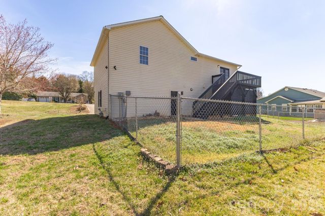 311 N Meadow Drive, Morganton, NC 28655