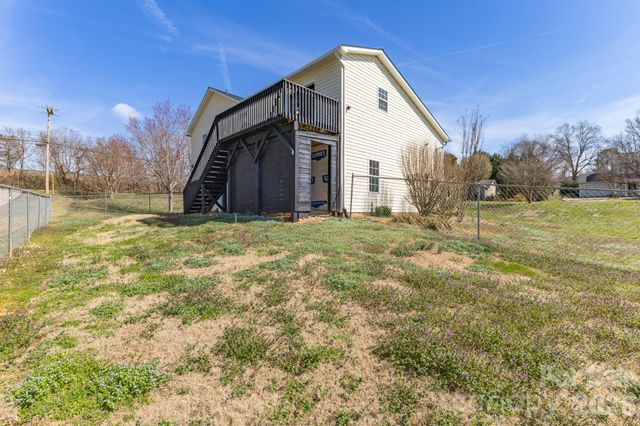 311 N Meadow Drive, Morganton, NC 28655