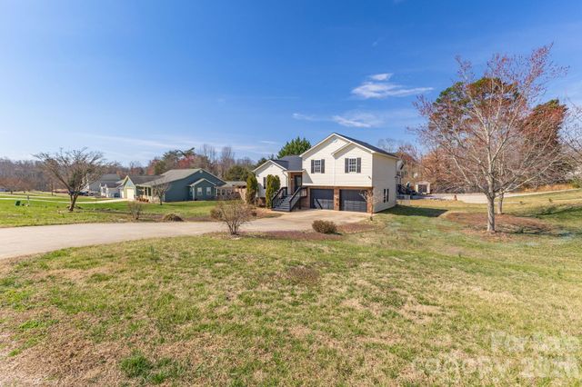 311 N Meadow Drive, Morganton, NC 28655