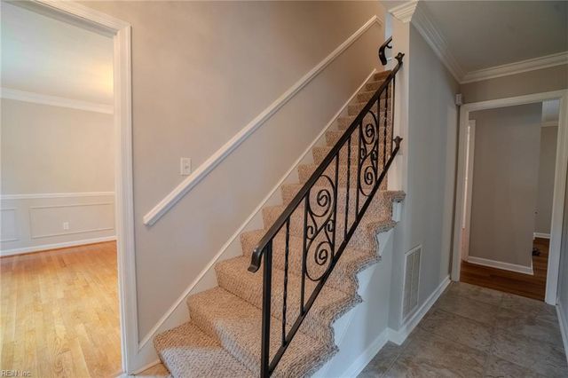 200 Walden DR, Yorktown, VA 23692