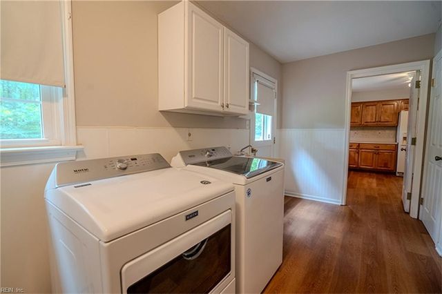 200 Walden DR, Yorktown, VA 23692
