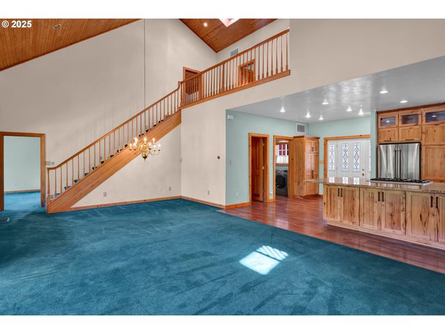 78341 SNAUER Ln, Cottage Grove, OR 97424