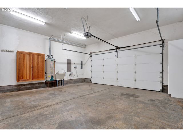 78341 SNAUER Ln, Cottage Grove, OR 97424