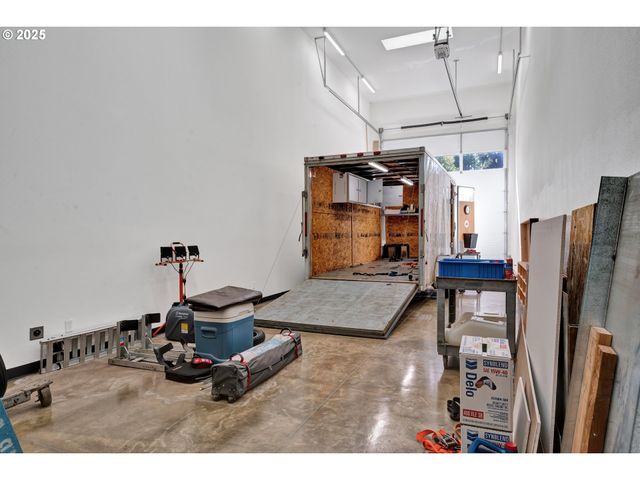 78341 SNAUER Ln, Cottage Grove, OR 97424