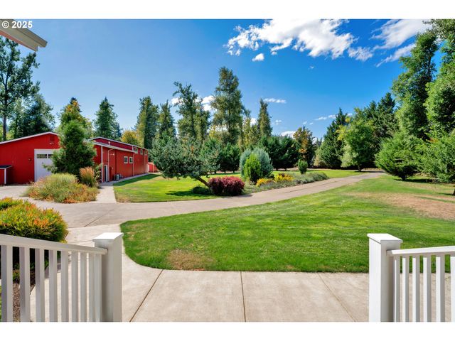 78341 SNAUER Ln, Cottage Grove, OR 97424