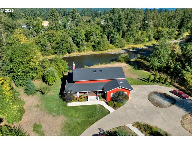 78341 SNAUER Ln, Cottage Grove, OR 97424