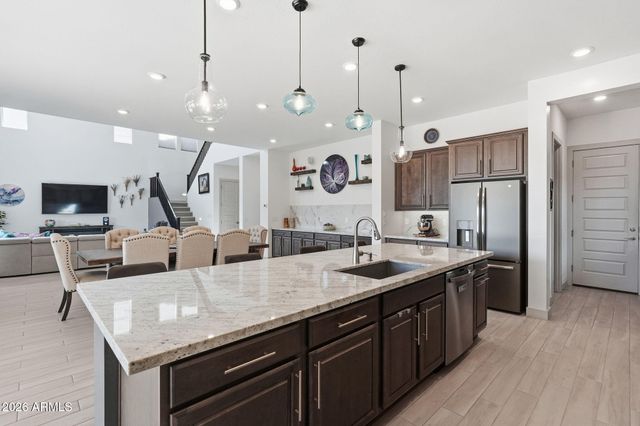 7373 W SPUR Drive, Peoria, AZ 85383