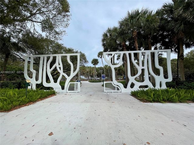 8036 Harding Ave 3, Miami Beach, FL 33141