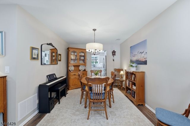 220 Learnington Way, Franklin Twp., NJ 08873