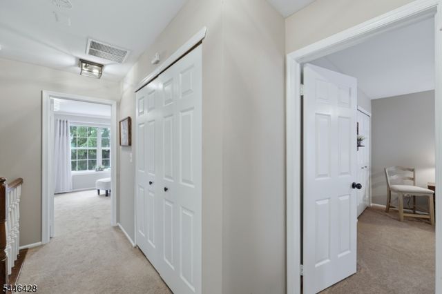 220 Learnington Way, Franklin Twp., NJ 08873