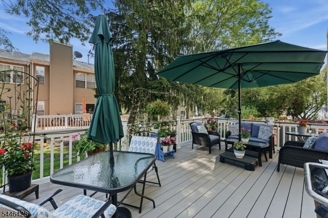 220 Learnington Way, Franklin Twp., NJ 08873