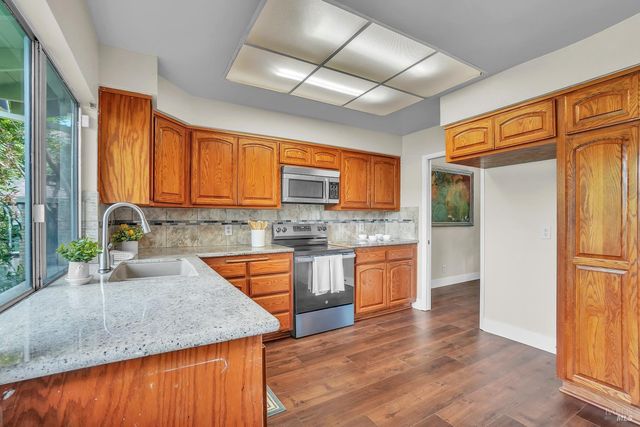 3447 Springfield Dr, Fairfield, CA 94534